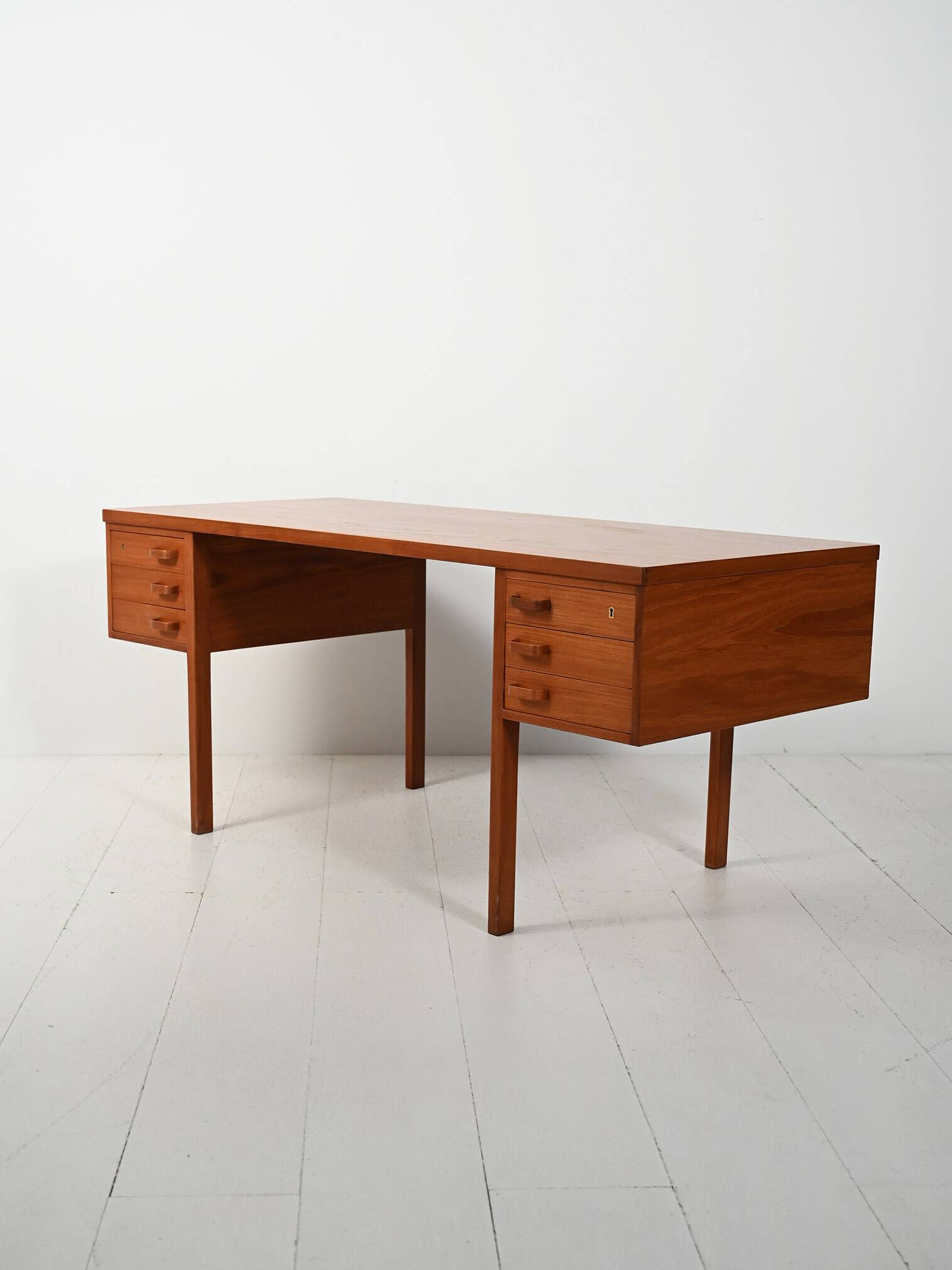 Teak desk by Nanna & Jørgen Ditzel