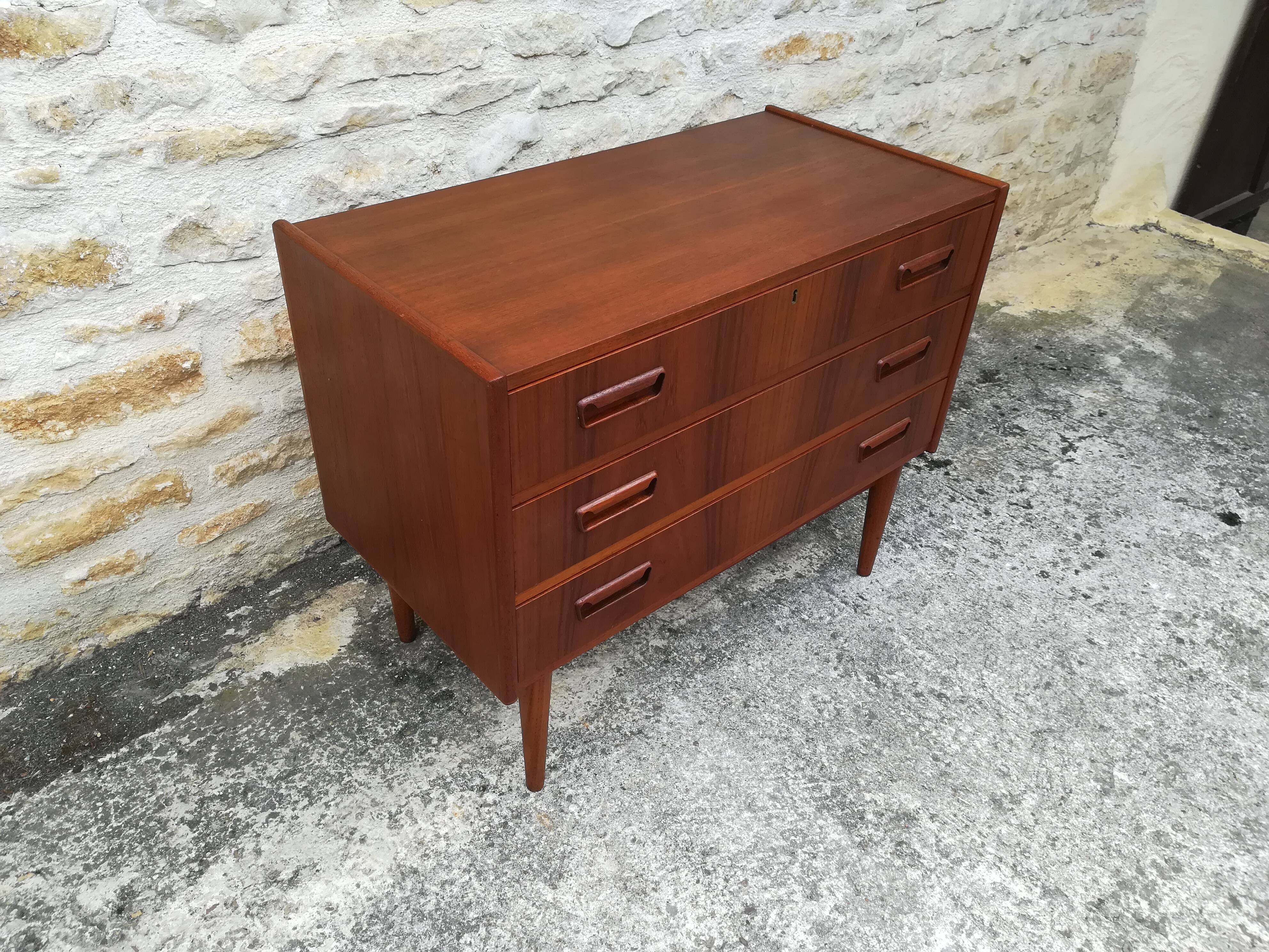Scandinavian dresser