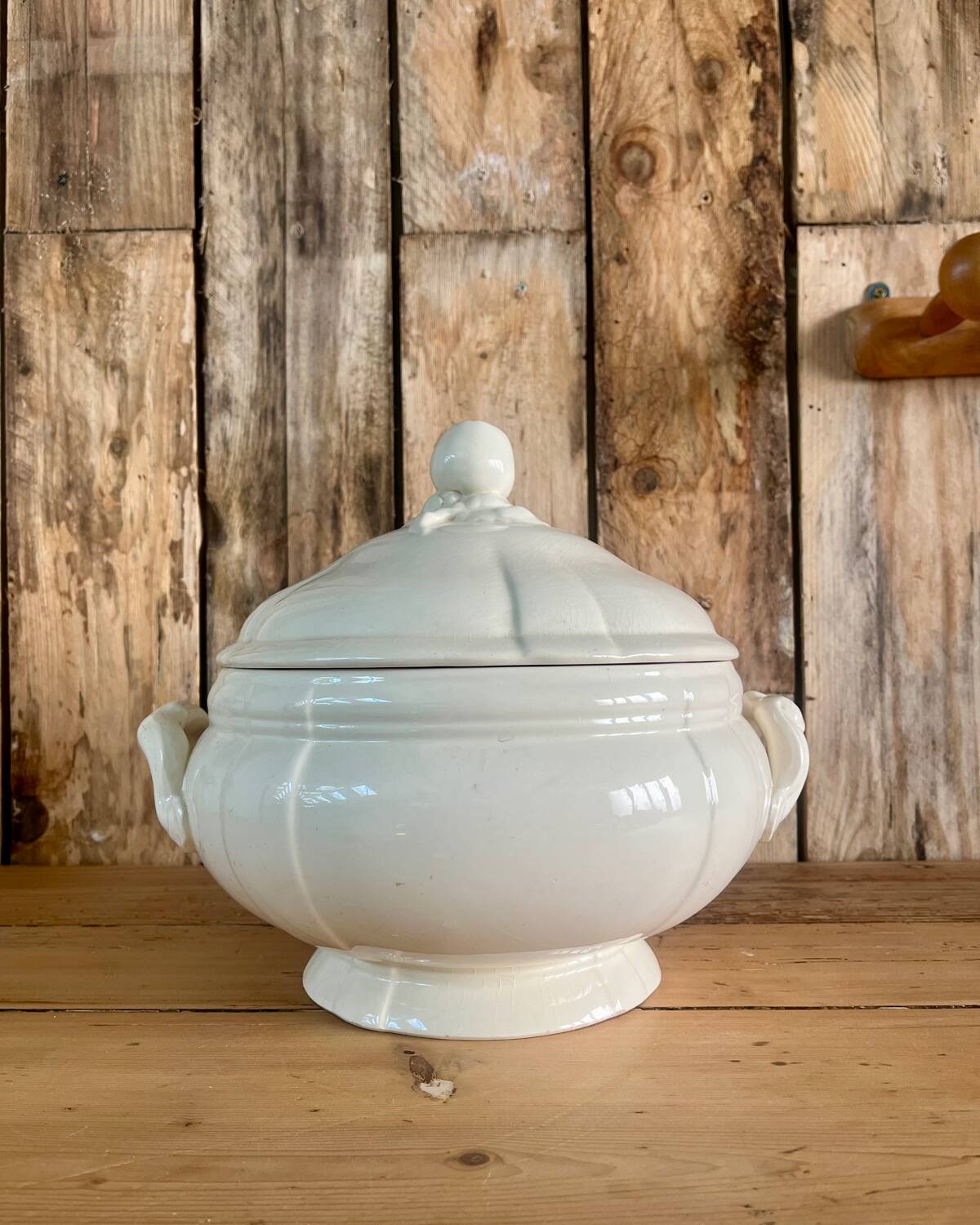 White iron earth soup tureen Sarreguemines
