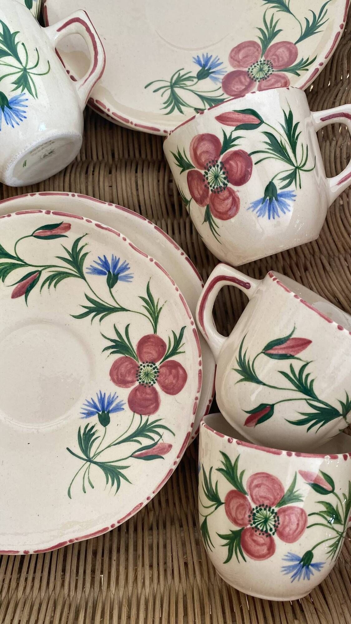 Coffee cups and saucers in Desvres earthenware.