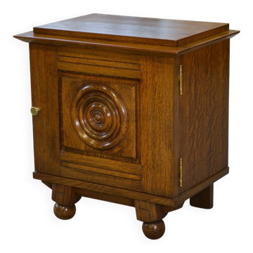 Small brutalist bedside table/occasional furniture in oak from the 1960s.