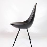 Set Of Four Dining Chairs Model 3110 Made In Black By Arne Jacobsen For Fritz Hansen From 2016s