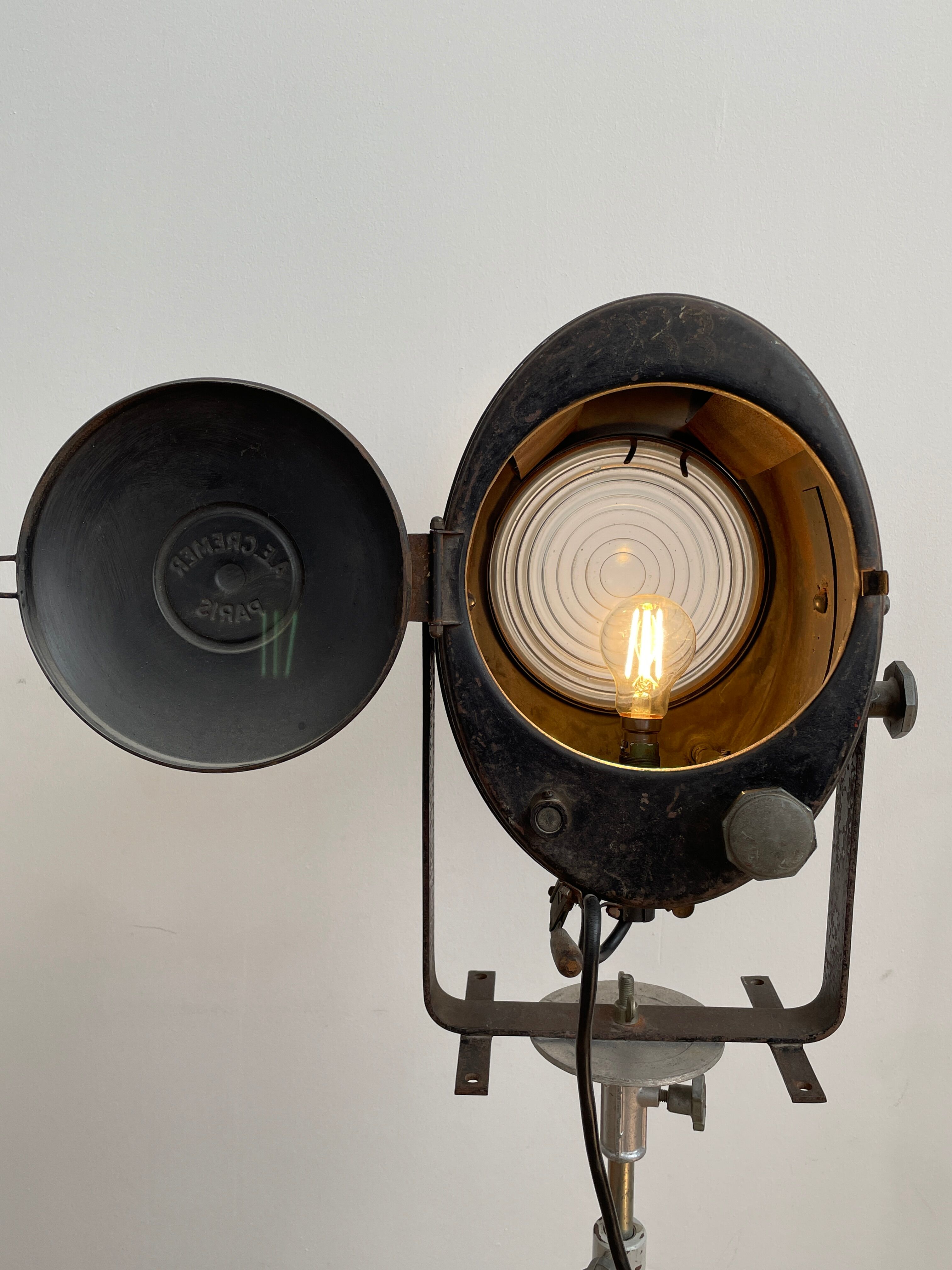 Fully original cremer paris cinema projector