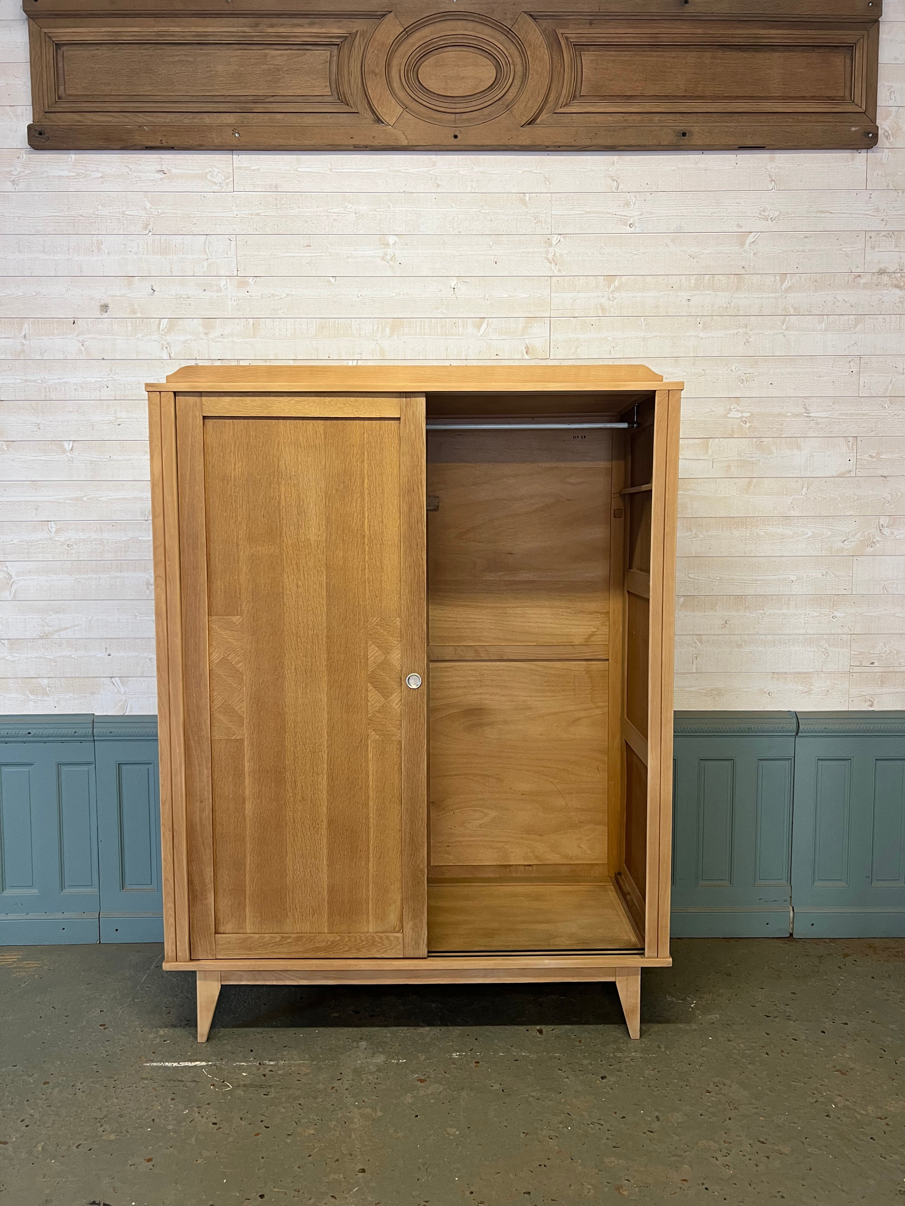 Vintage sliding wardrobe, detachable.