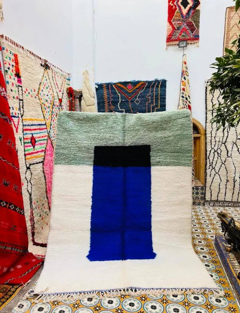 Handmade wool Berber rug 2.5 x 1.5 m