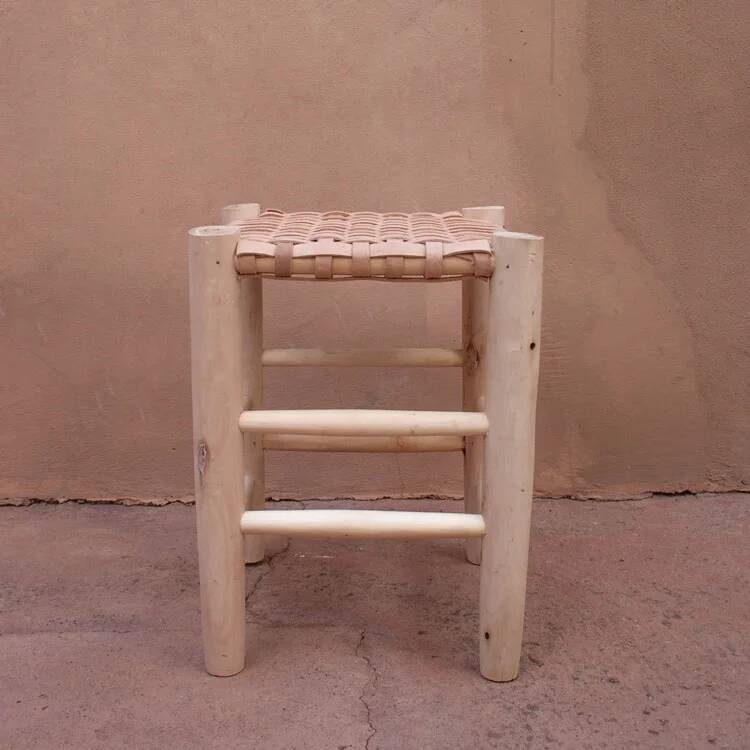 2 Tabouret en cuir et bois clair
