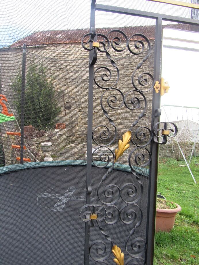 Mirror coat holder