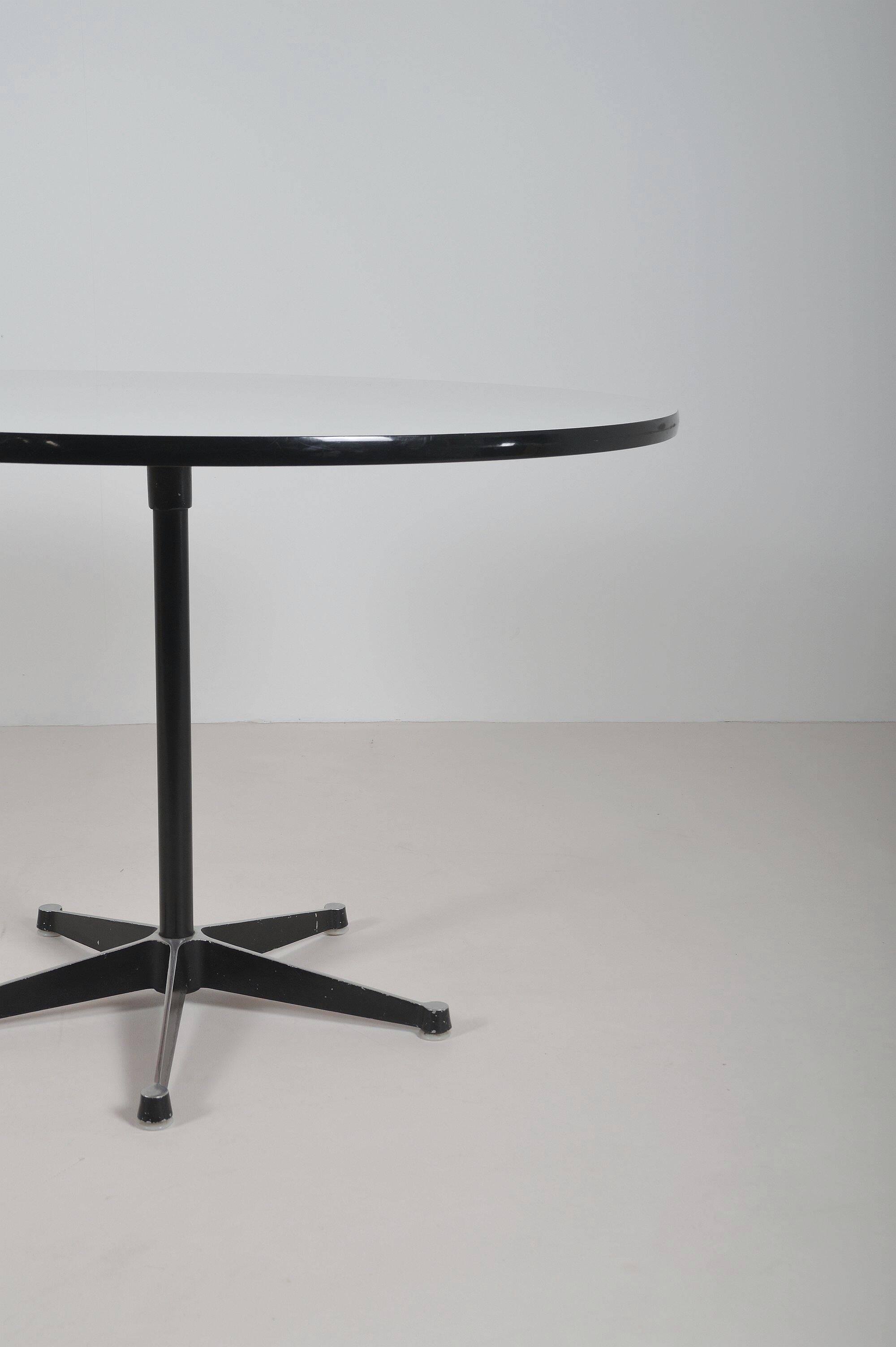 Dining table 650 designed by Charles and Ray Eames for Herman Miller, 1960s