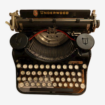 Underwood Portable USA typewriter