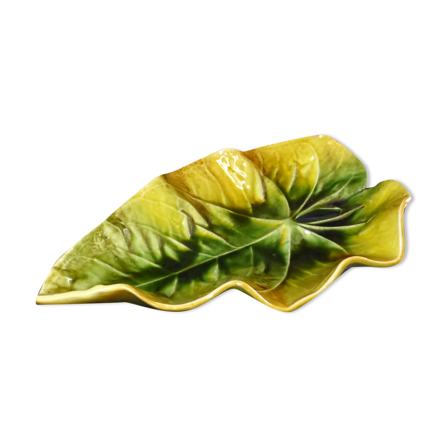 Ceramic cup forming a sheet-long.40cm