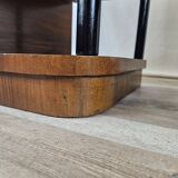 Pair of Art Decò bedside tables in walnut and thuja
