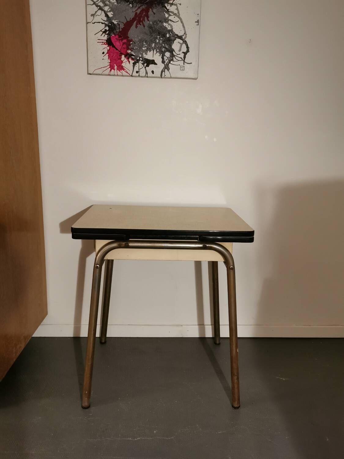 Formica table and stool set