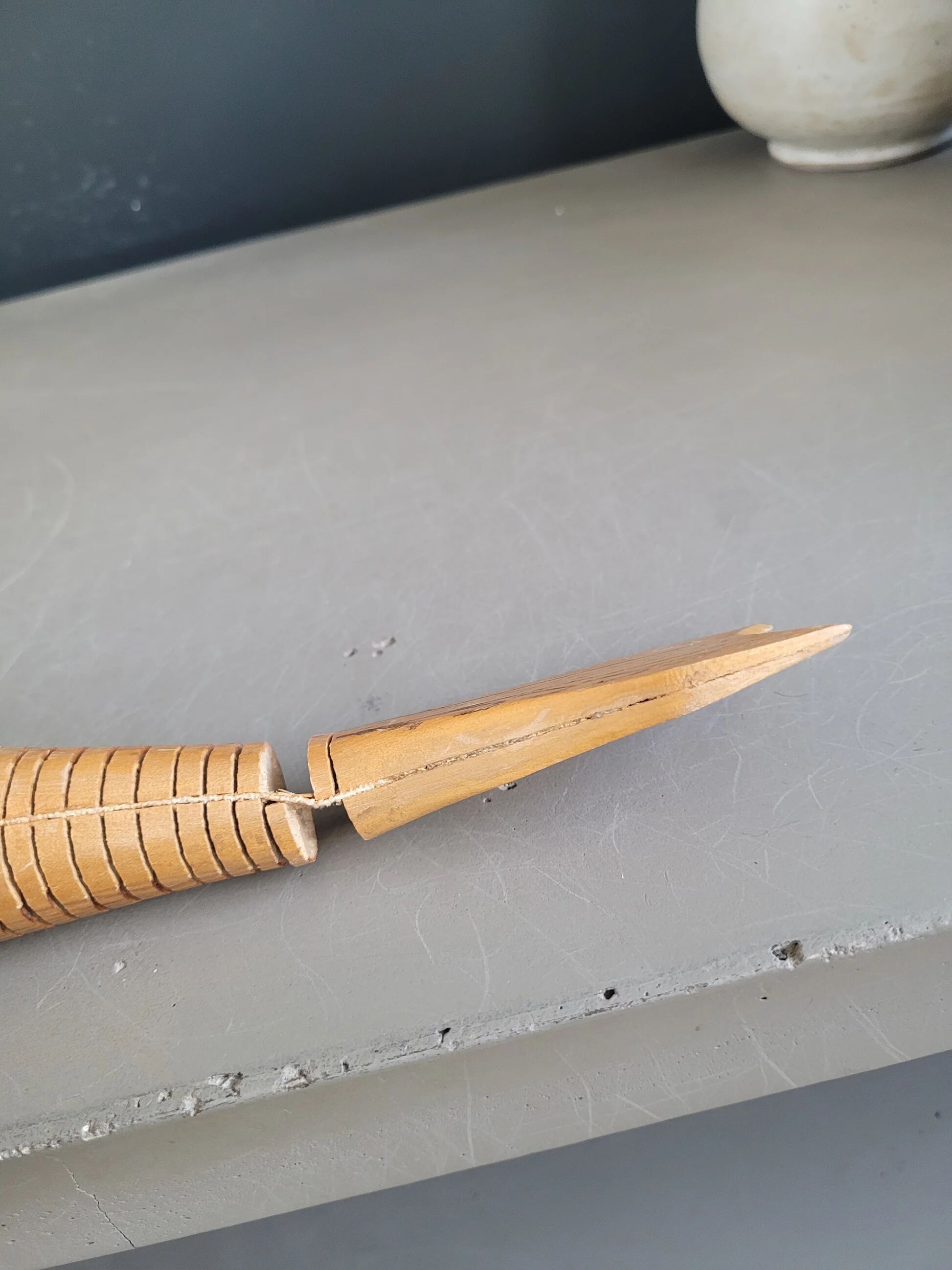 Vintage handmade wooden articulated fish - Ref 854