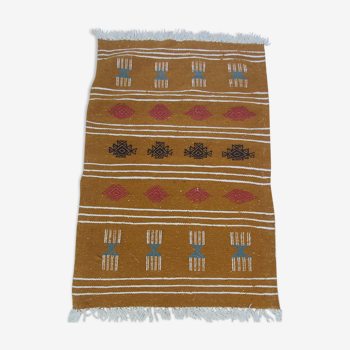 Tapis kilim fait main en pure laine moutarde 100×65cm