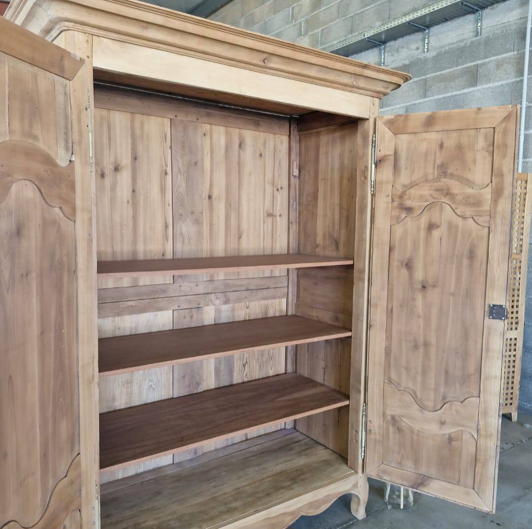 Antique cherry wood wardrobe – fully sandblasted