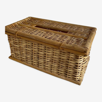 Wicker box