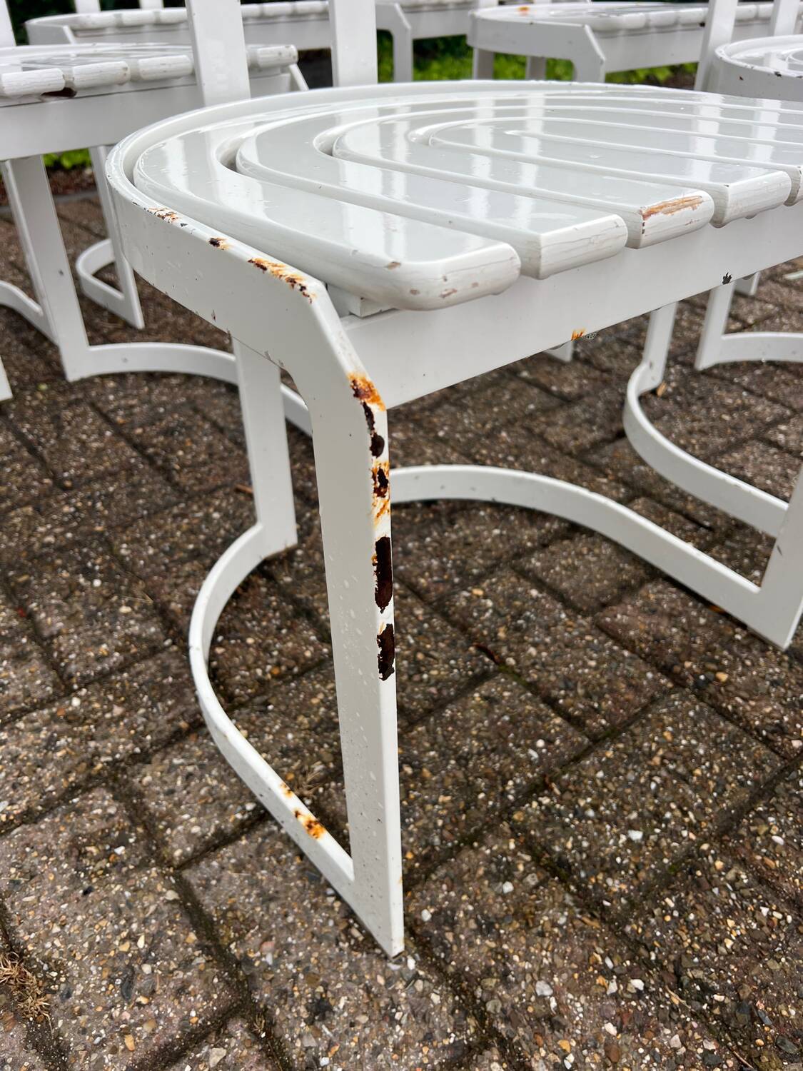 Set of 8 dining room chairs