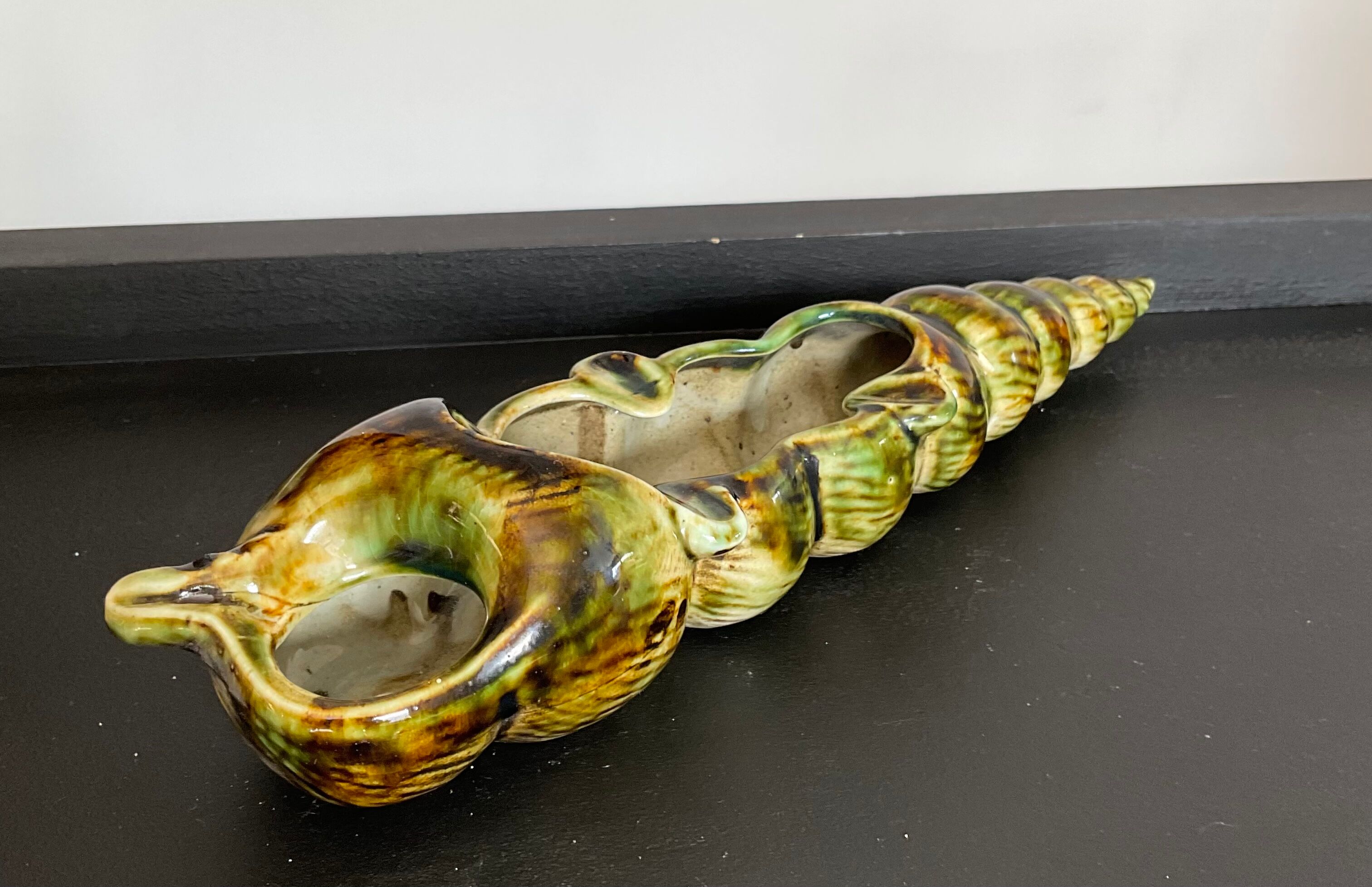 Vintage ashtray glazed ceramic shell