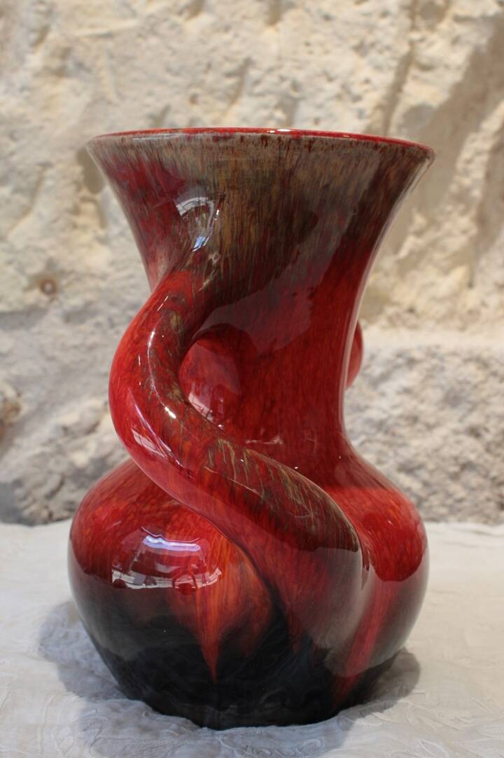 Saint-Paul-de-Vence red flamed earthenware vase circa 1970
