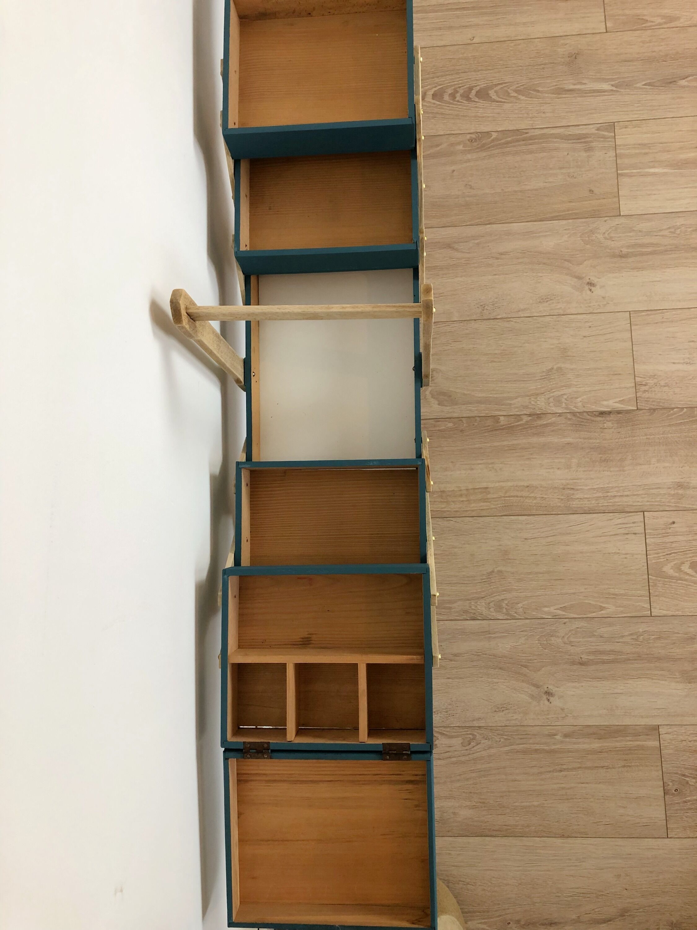 Vintage worker revisited