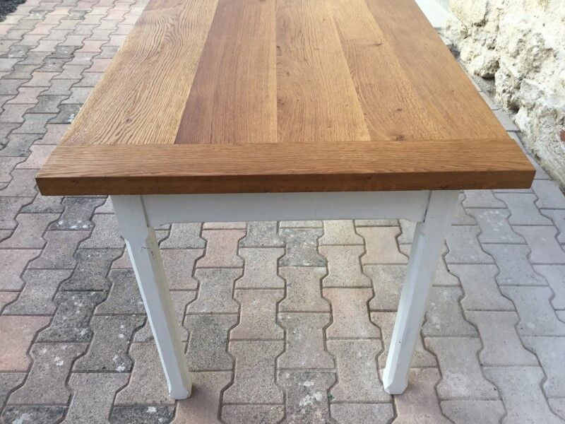 Farmhouse table