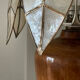 Lampe en nacre et bois d’olivier