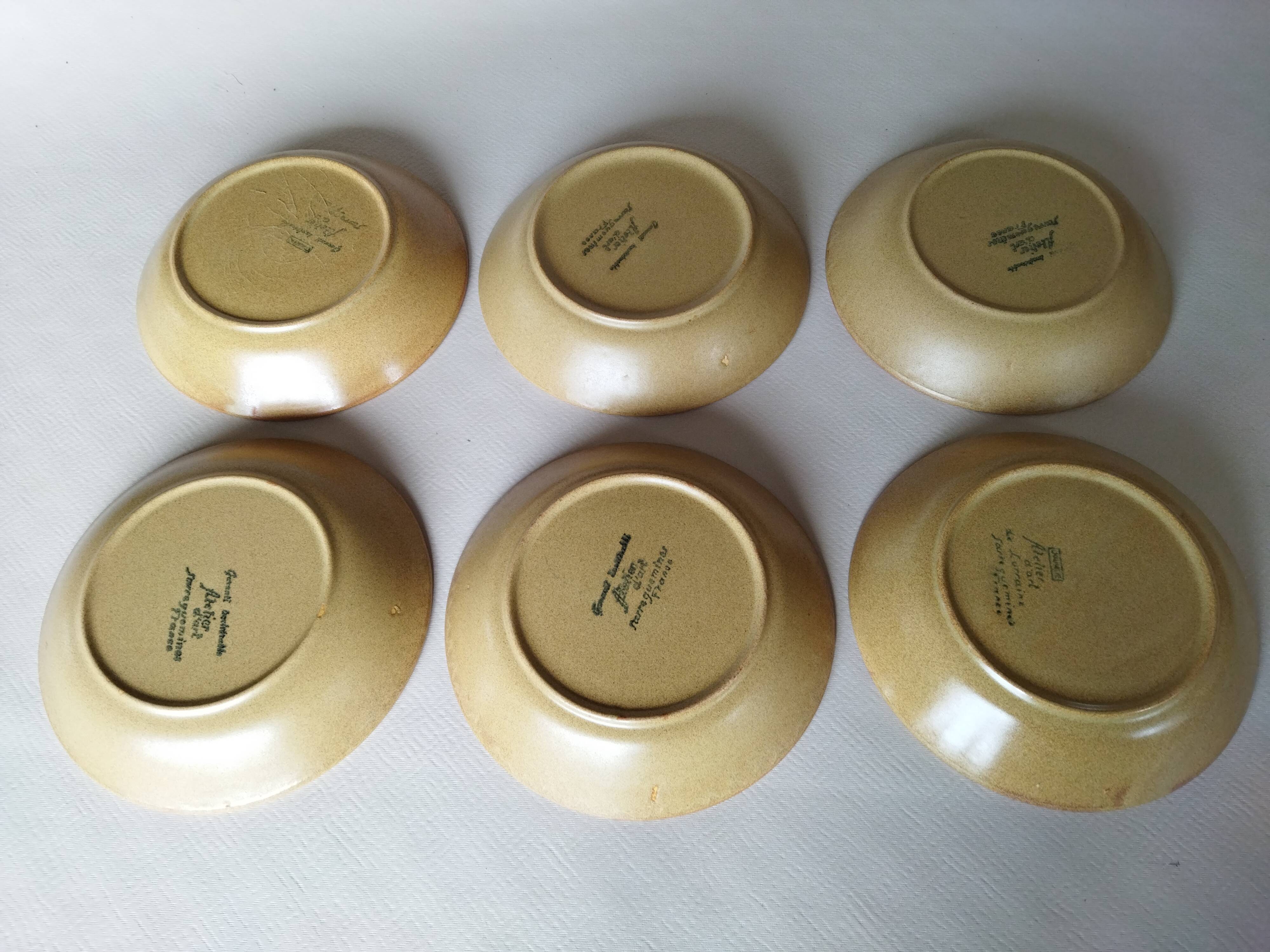 6 Sarreguemines “Chaumière” soup plates