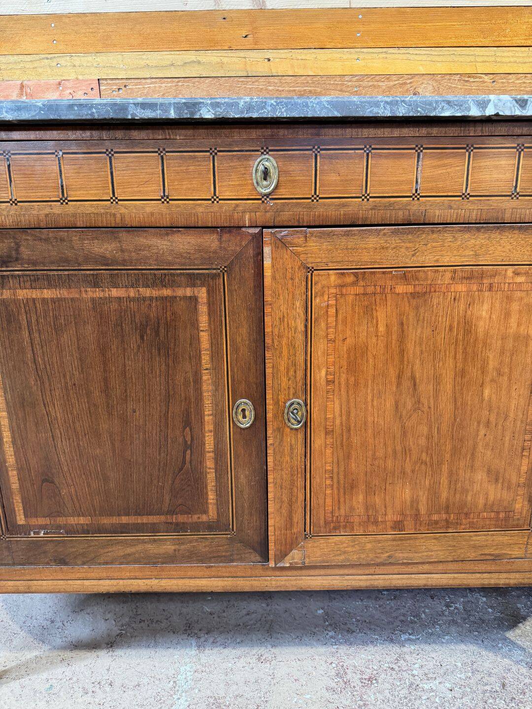 Buffet Louis XVI