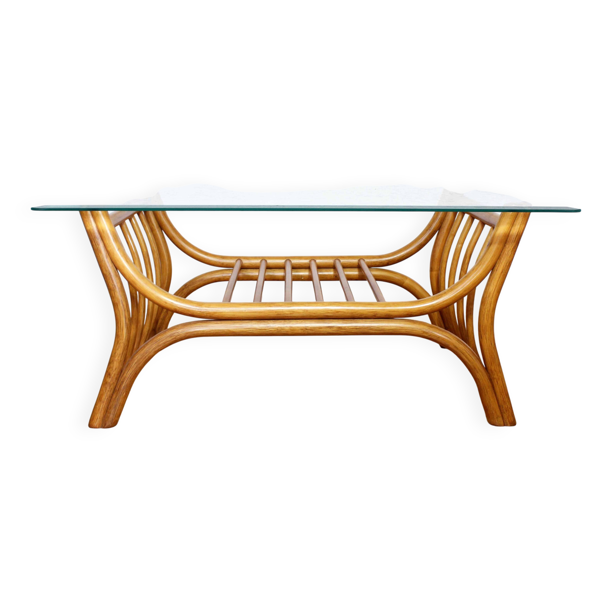 Table basse en rotin et verre