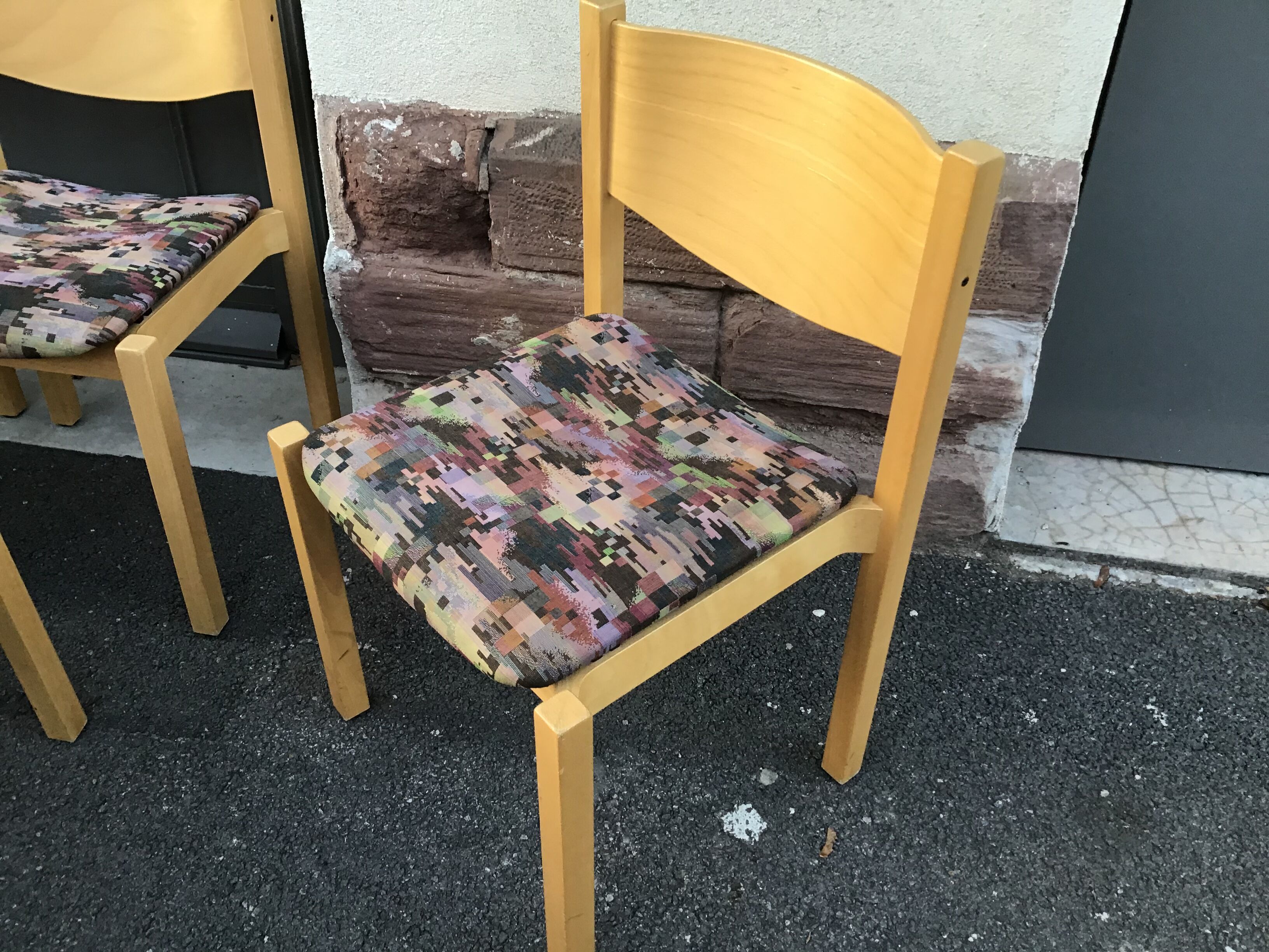 Vintage chairs 1980s Hiller Scandinavian design