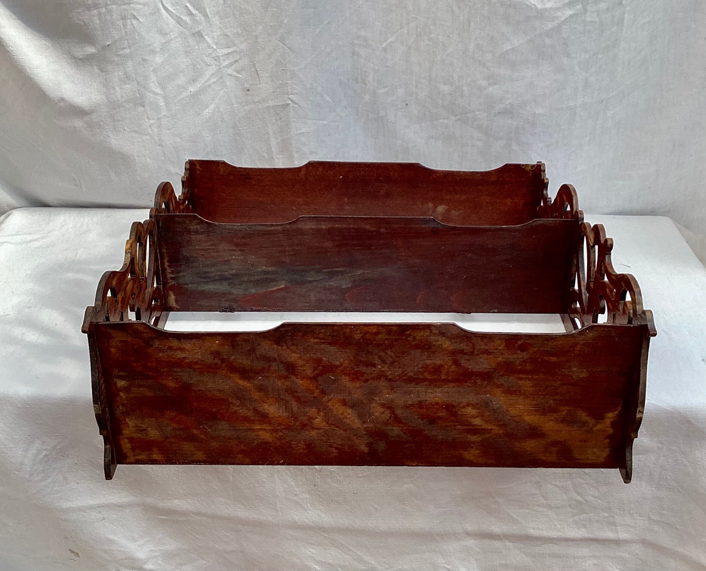 Old wall shelf in worked wood dimension: height -67cm- width --55cm-