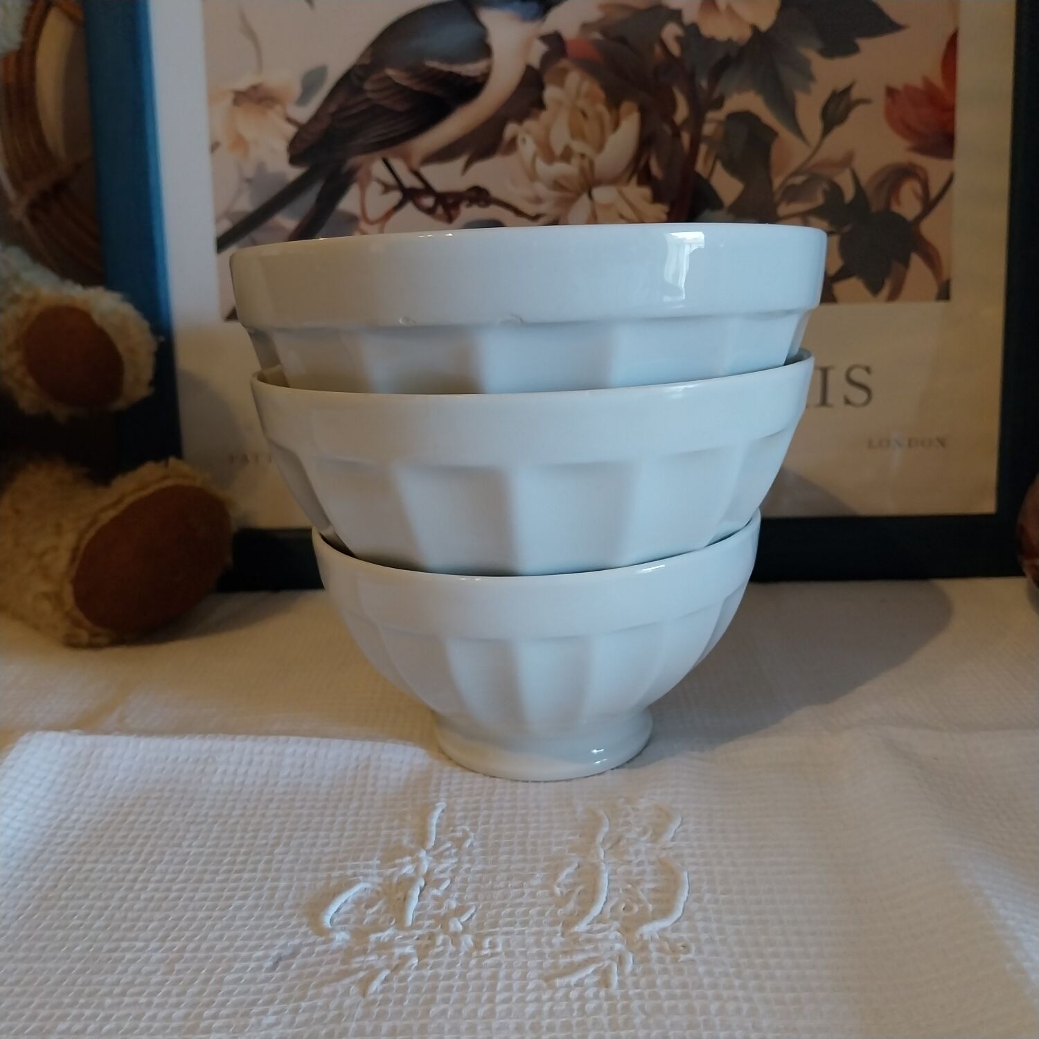 Antique white porcelain facet bowls