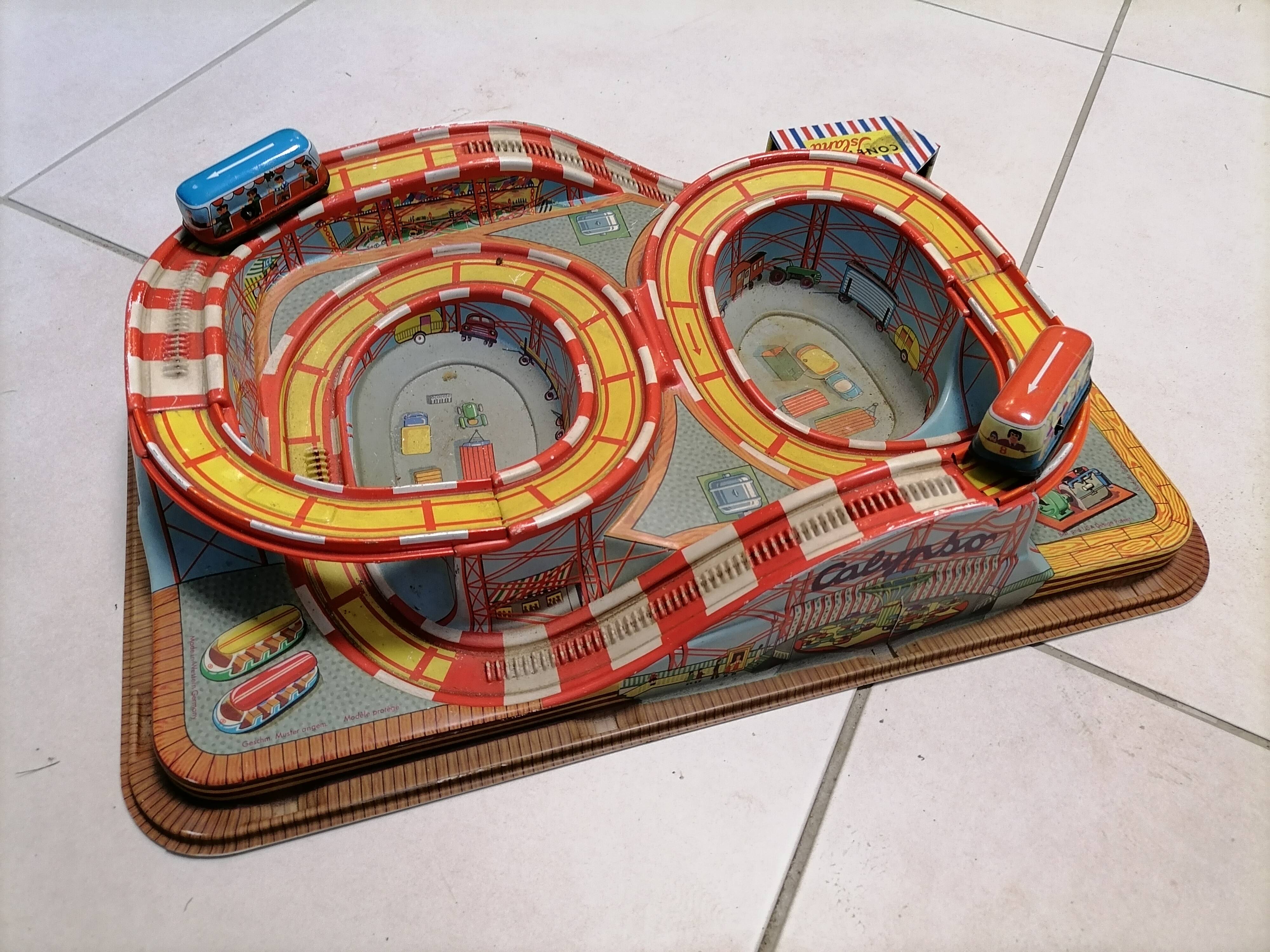 Vintage toy circuit