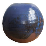 Round vase