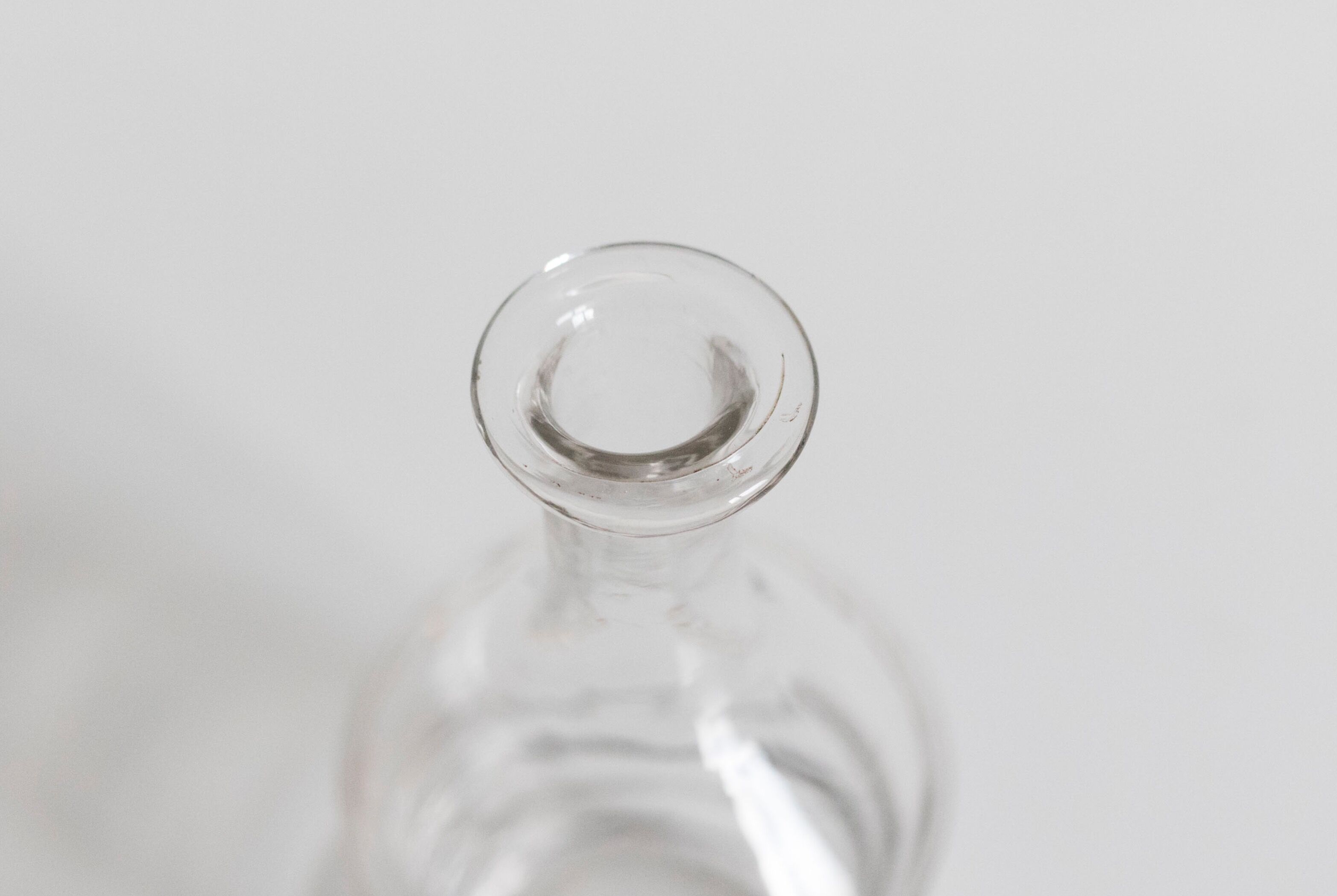 Carafe vintage doré