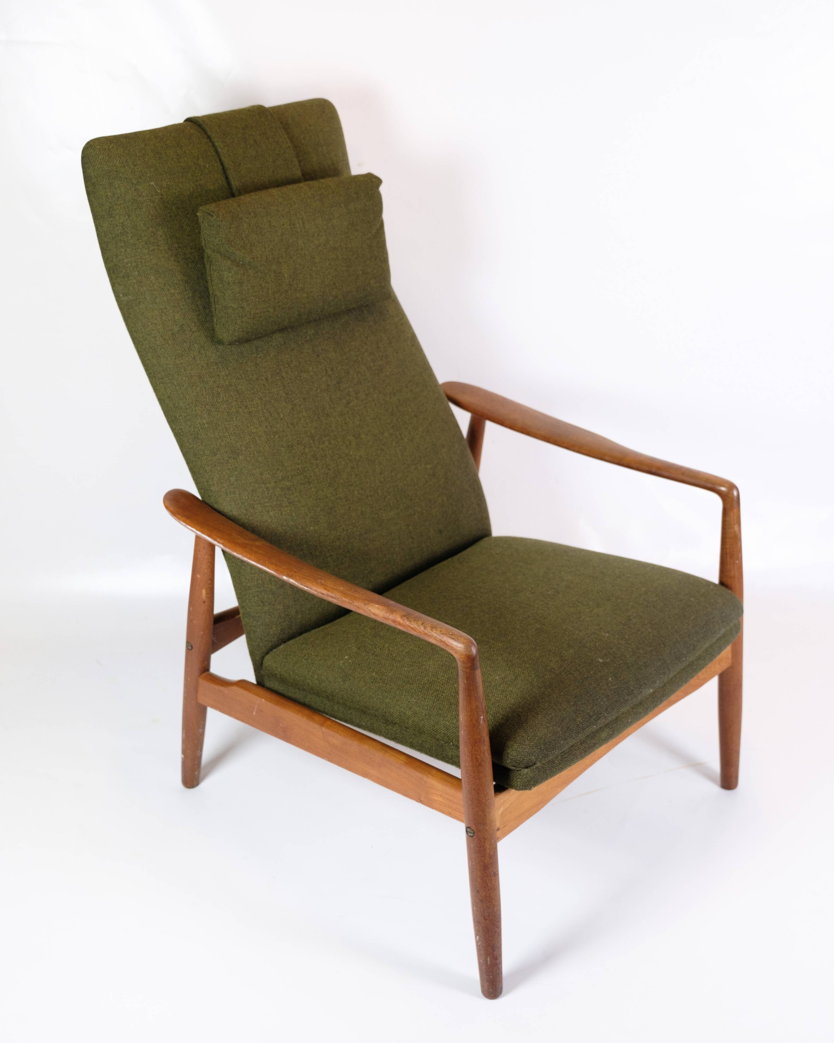 Set Of 2 Armchairs With Stool Made In Green Fabric & Teak By Alf Svensson For Fritz Hansen From 1960