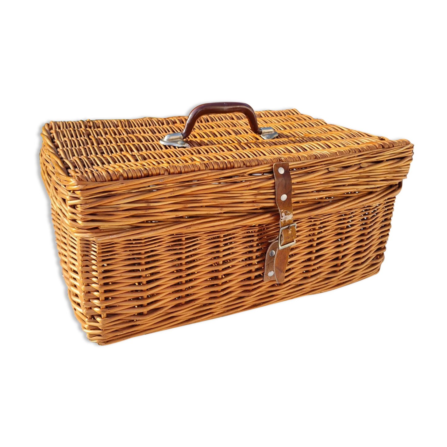 Wicker suitcase