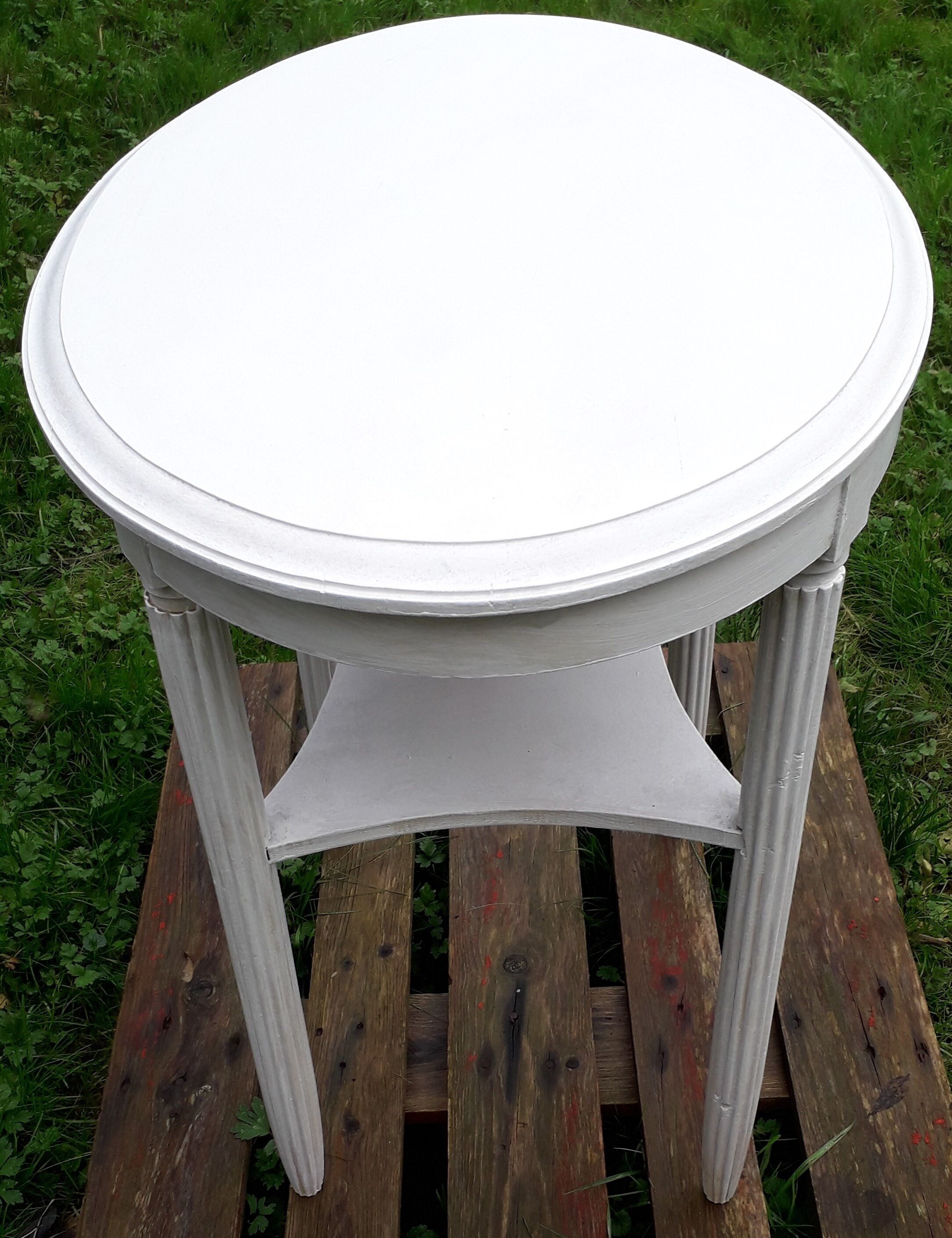 Oval table late 19th century wooden