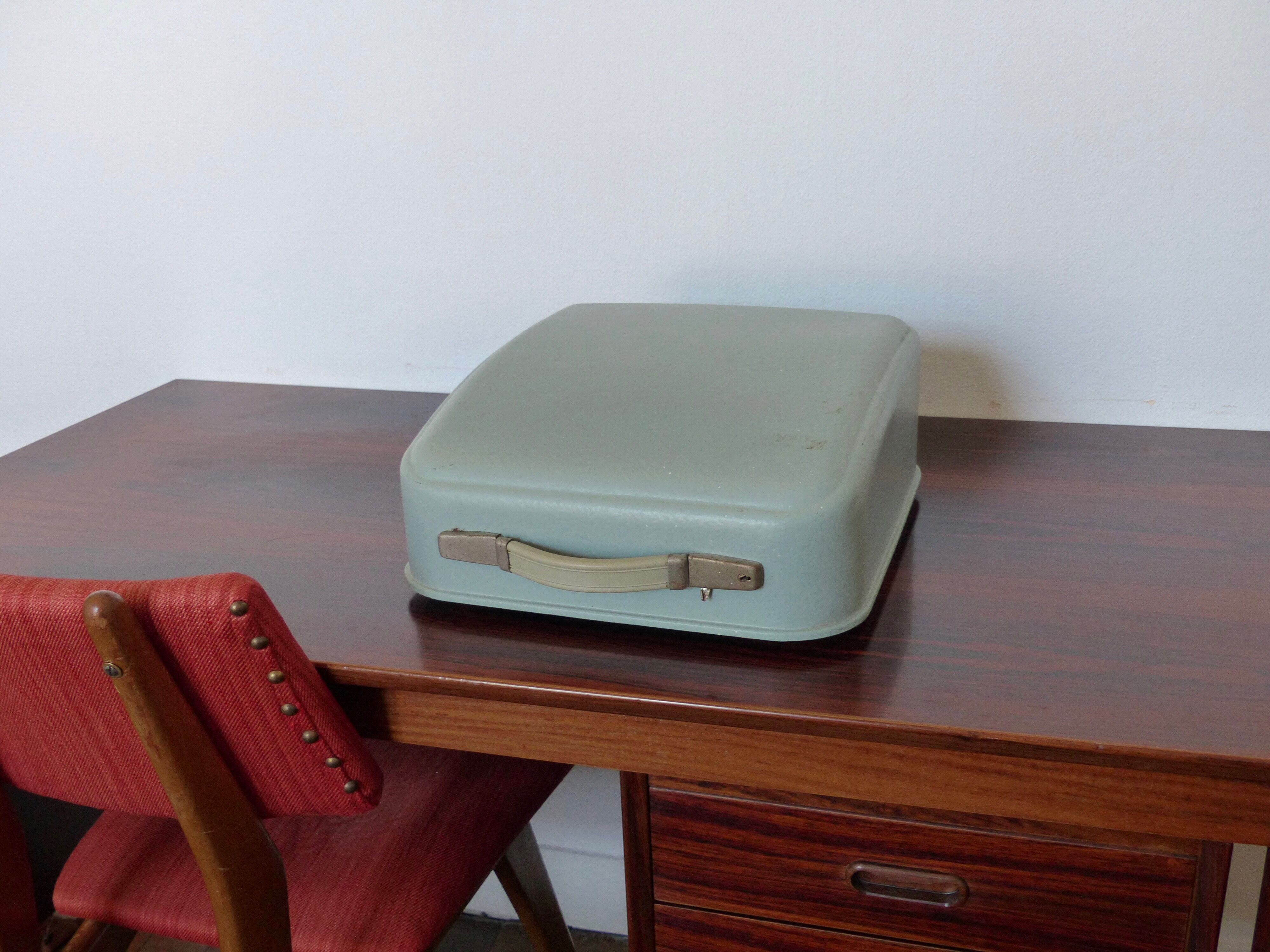 Hermes 3000 green Mint metal typewriter