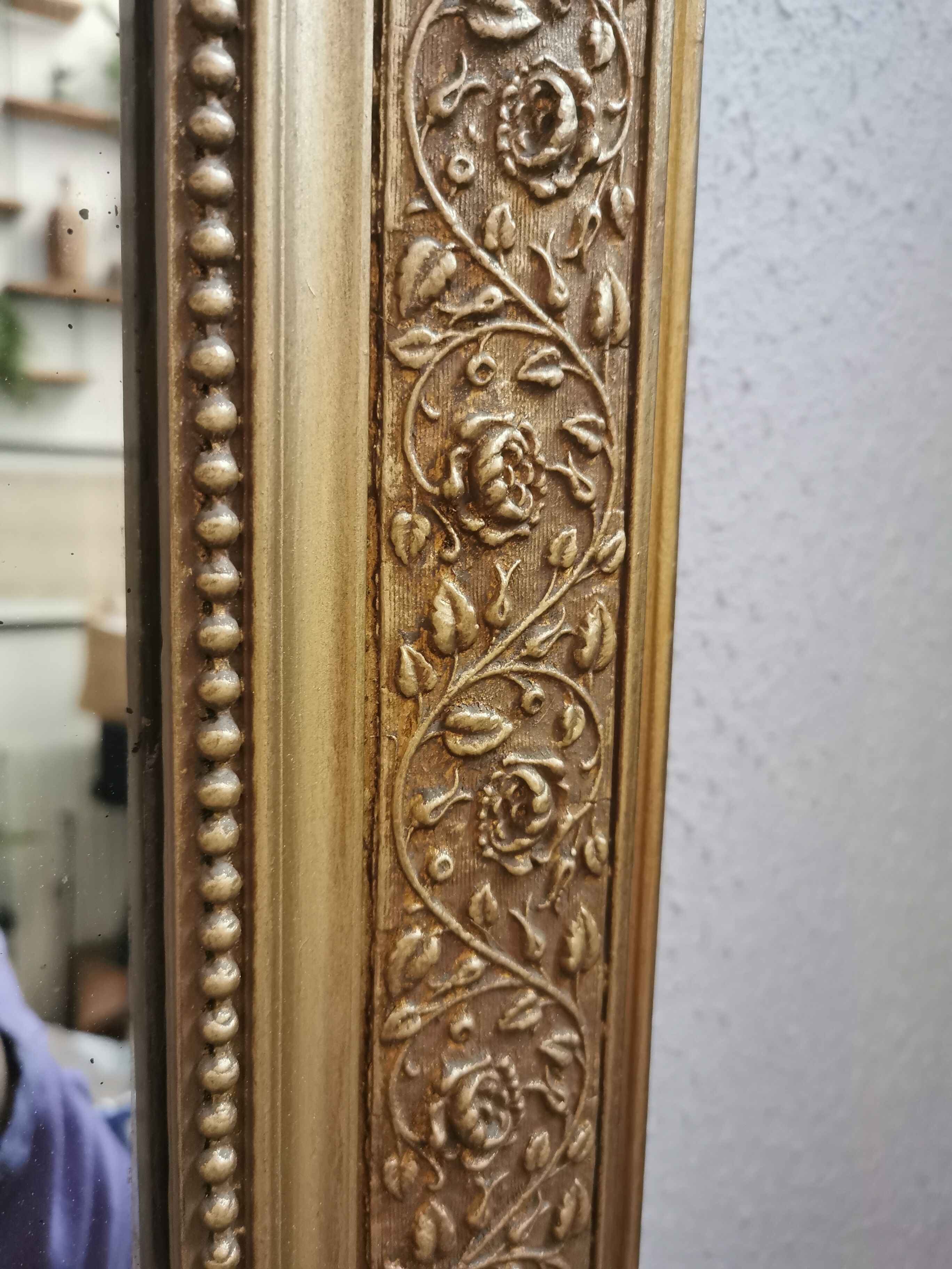 Mirror 101 x 74 cm Louis golden old