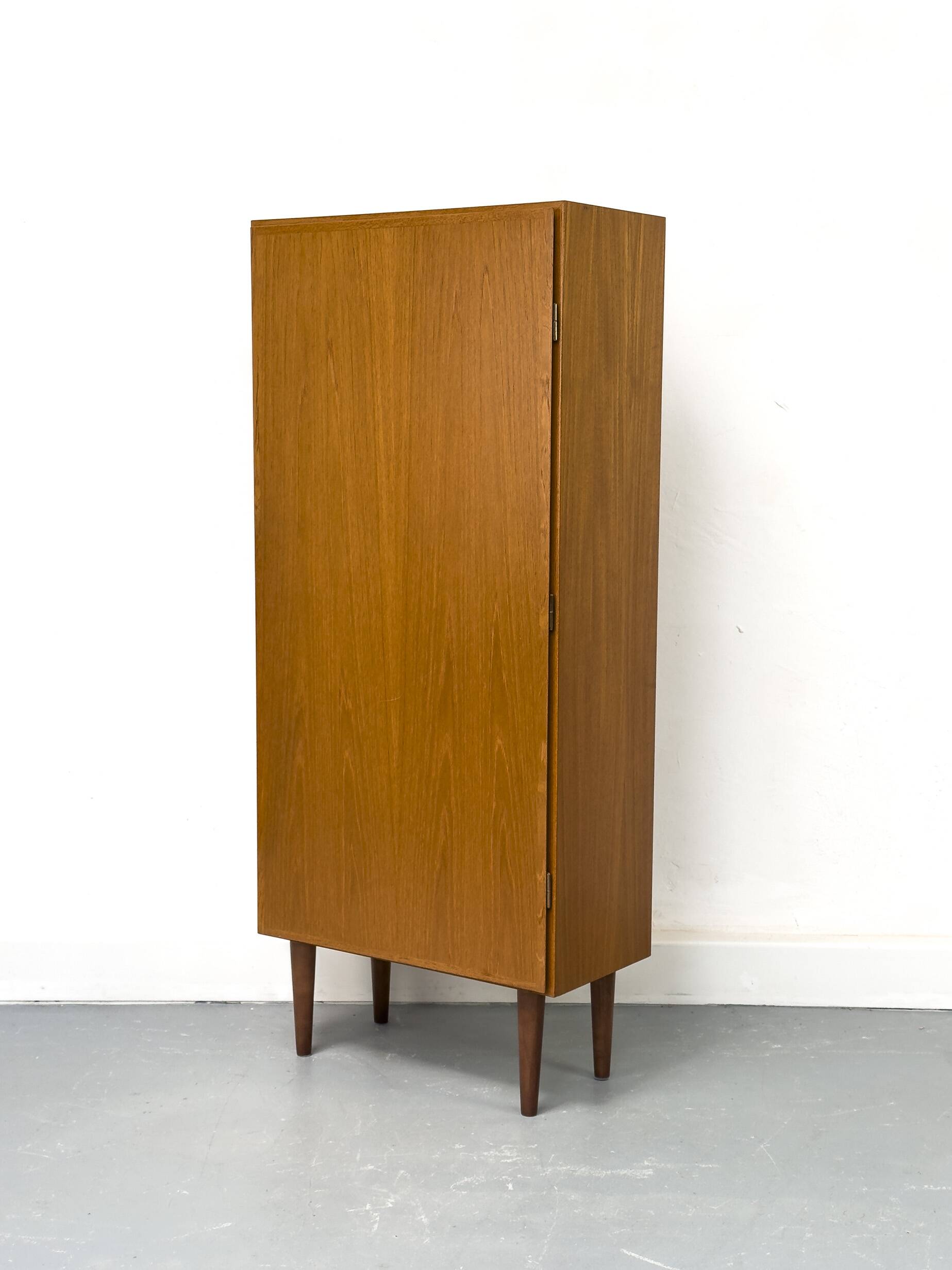 Teak cabinet from Omann Jun, 1960s