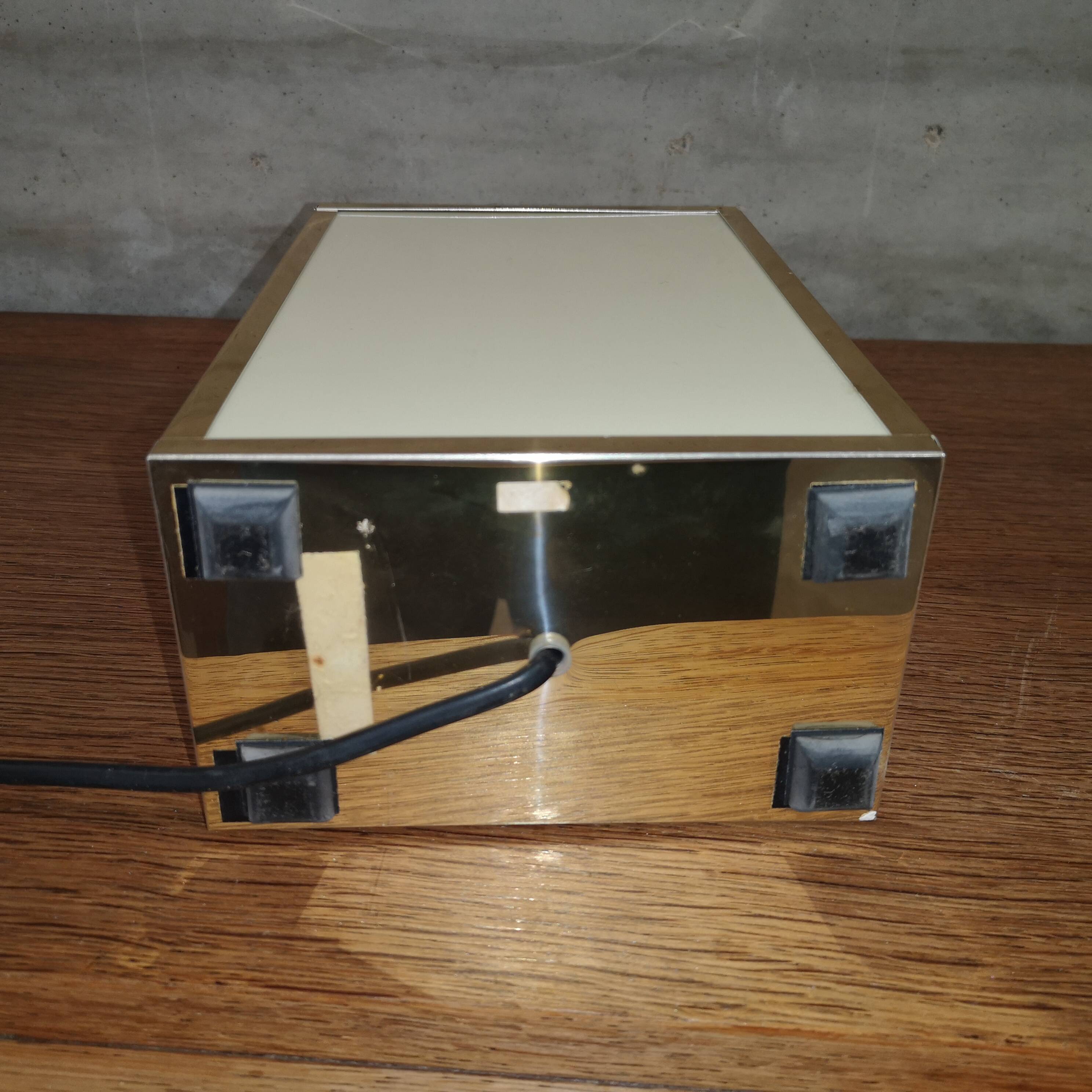 Lampe laquée blanc et laiton guy lefevre vintage 1970