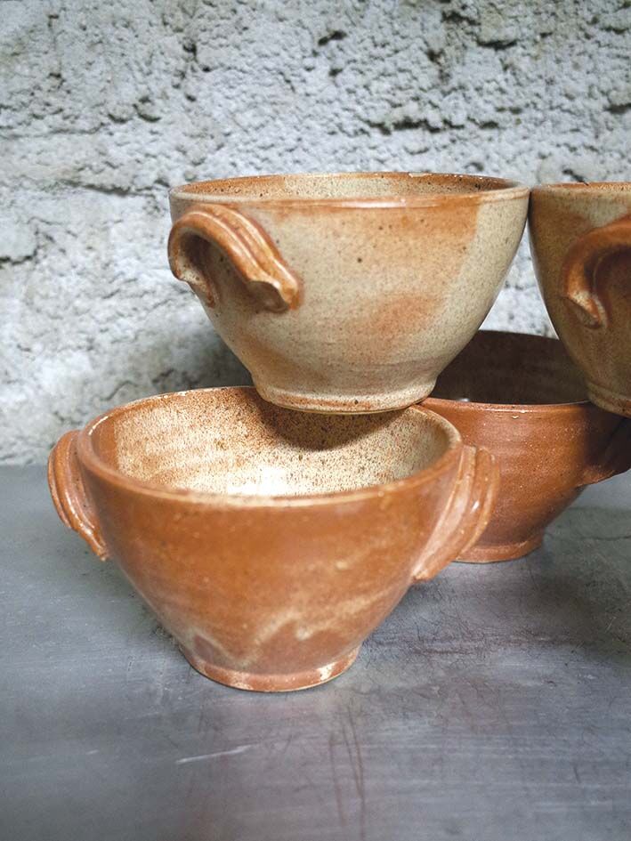 Set of 5 large sandstone bowls signed