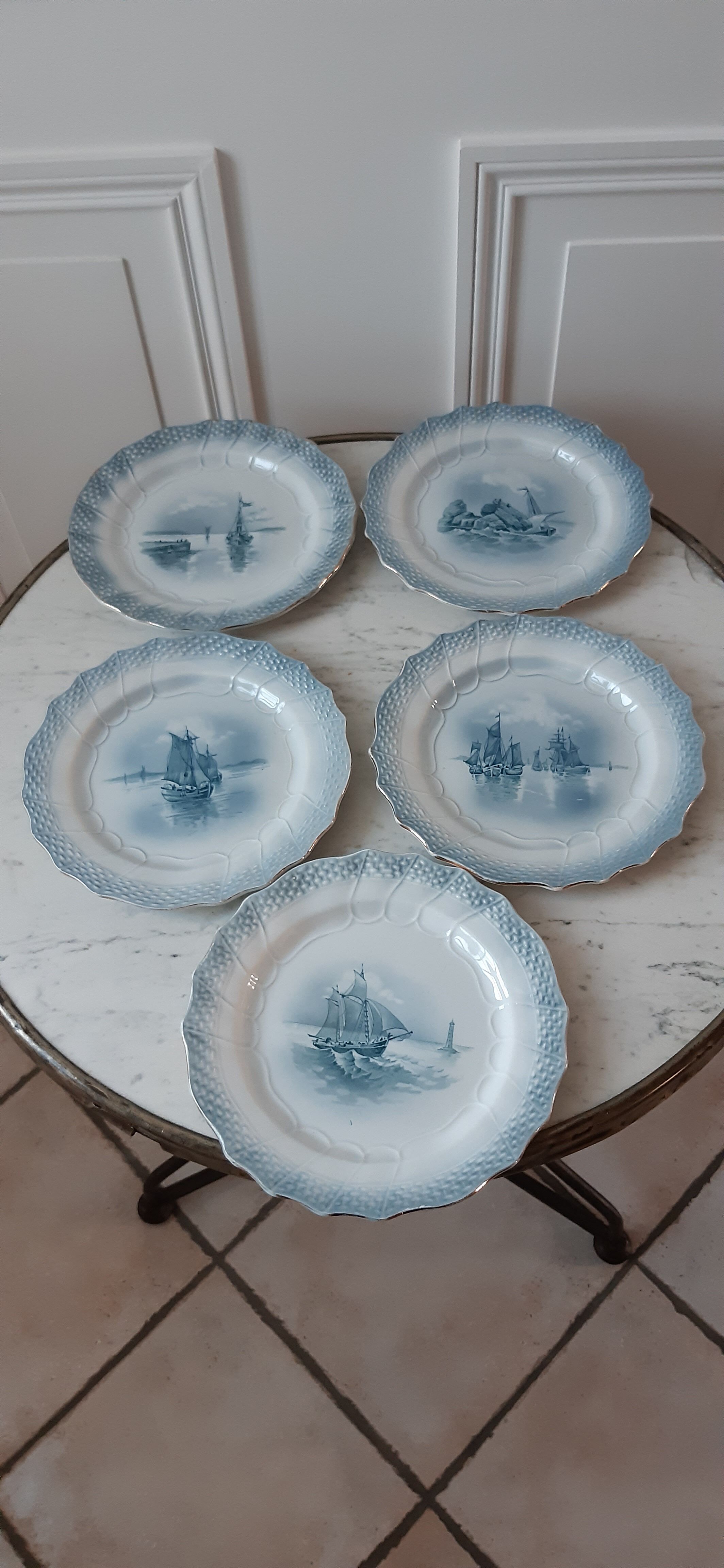 Set of 5 dessert plates Terre de Fer Saint Amand XIXth