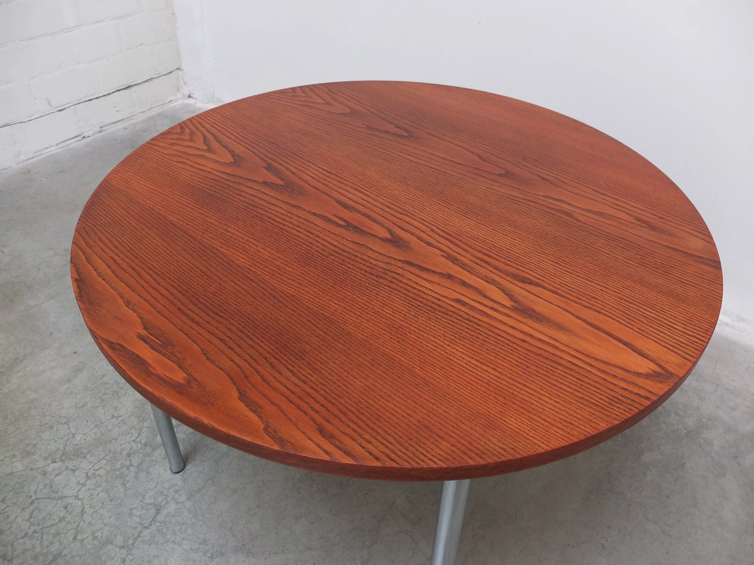 Round dining table in the style of Alfred Hendrickx, 1960s