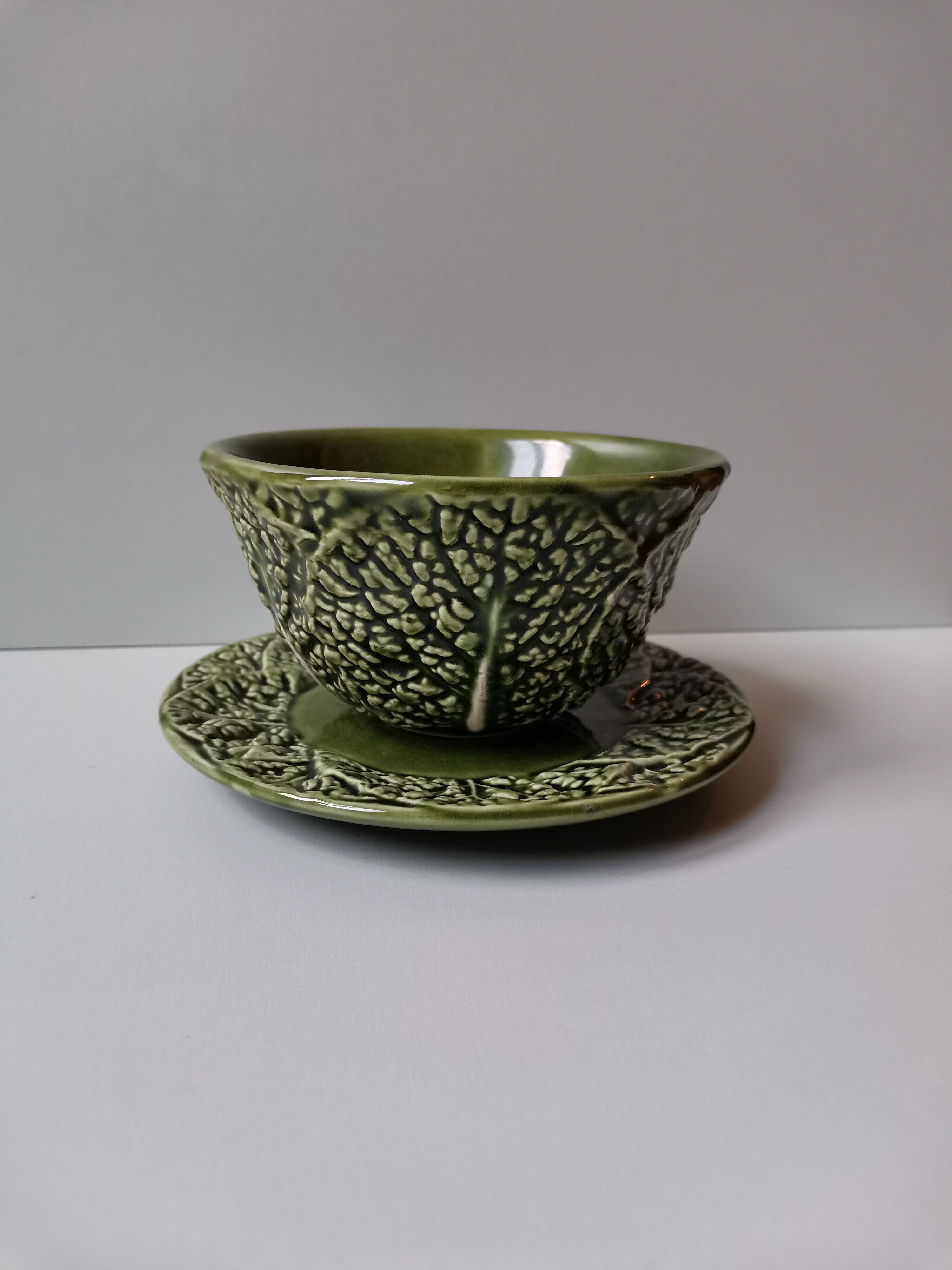 Bowl with saucer vintage slurry green Portugal cabbage leaf