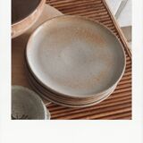 Set of stoneware dessert plates