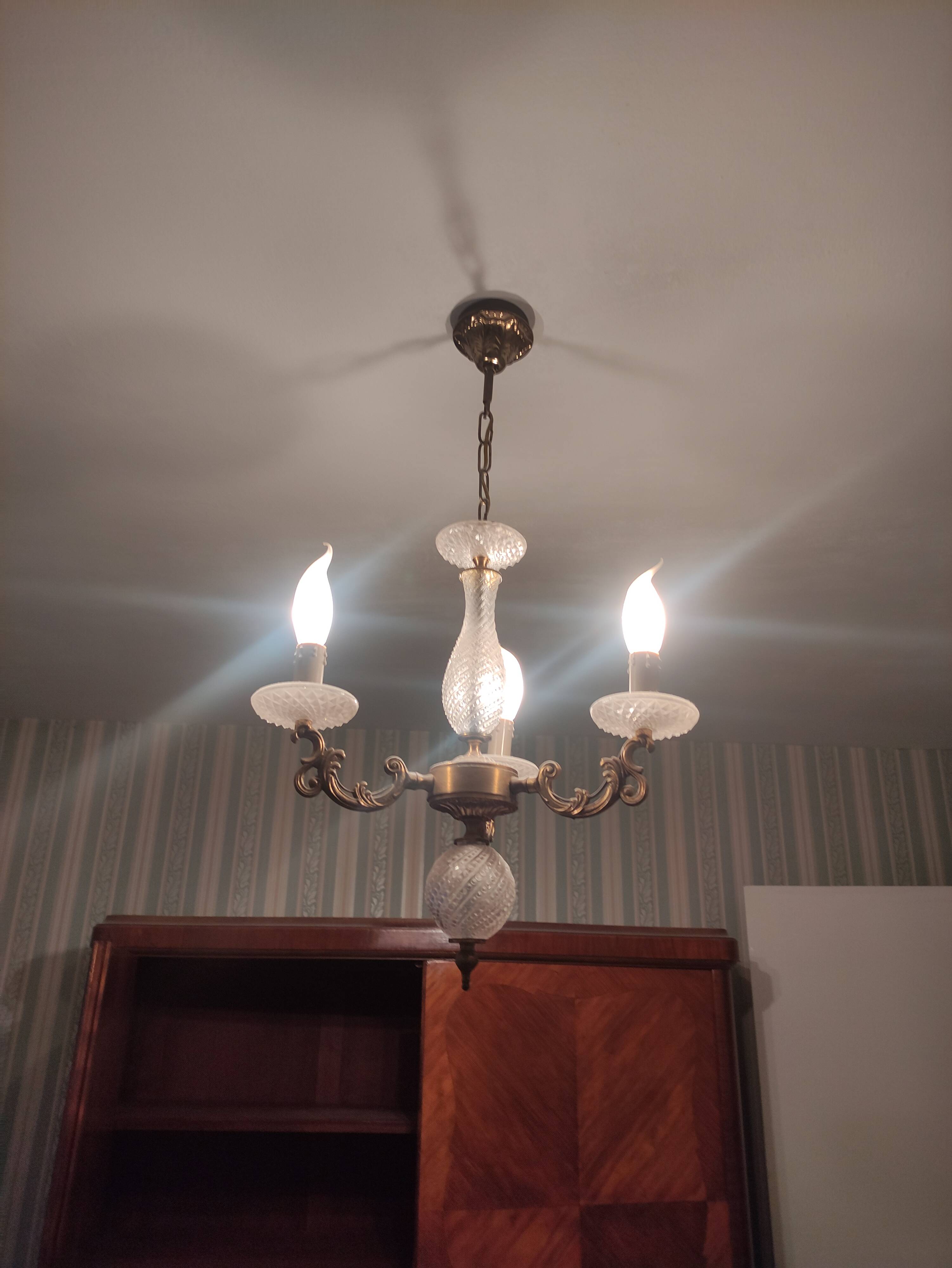 Lustre