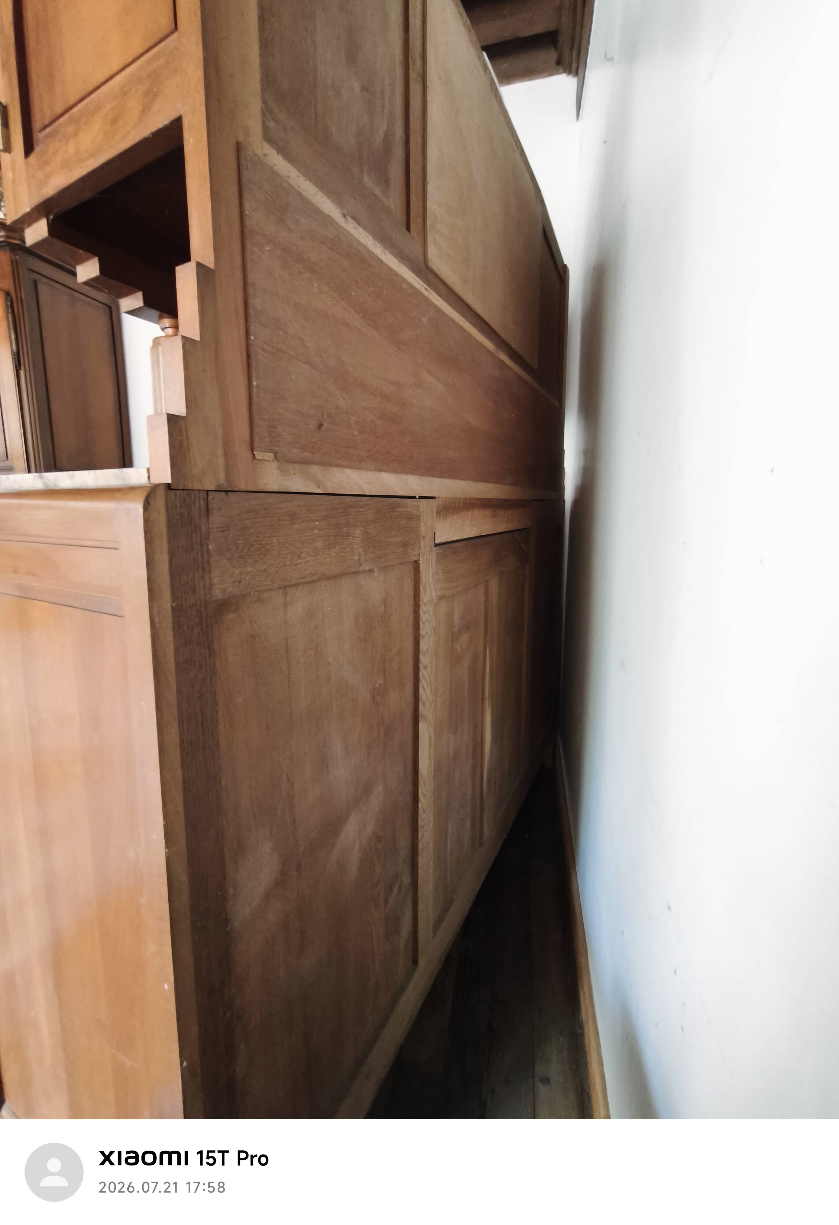 Buffet Art Déco – Noyer, placage de ronce et marbre – Vers 1930