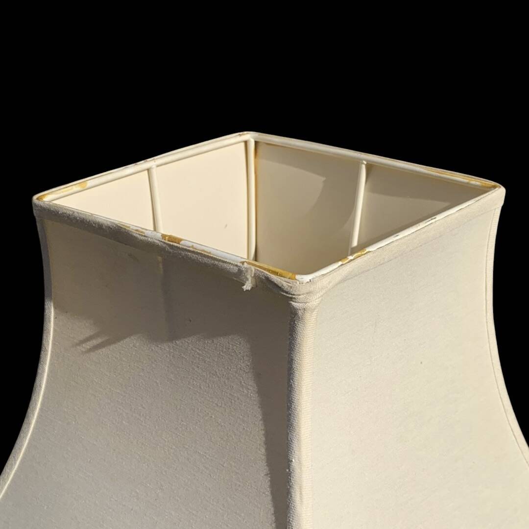 Paire de lampes d’appoint en laiton doré – Massive – années 80